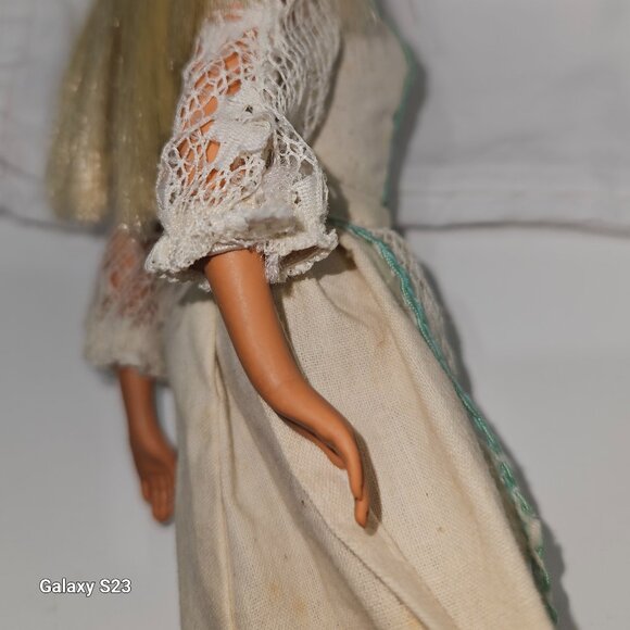 1966 Vintage Sunset Malibu Barbie Doll with Sunglasses still attached. Japan. - Picture 7 of 16